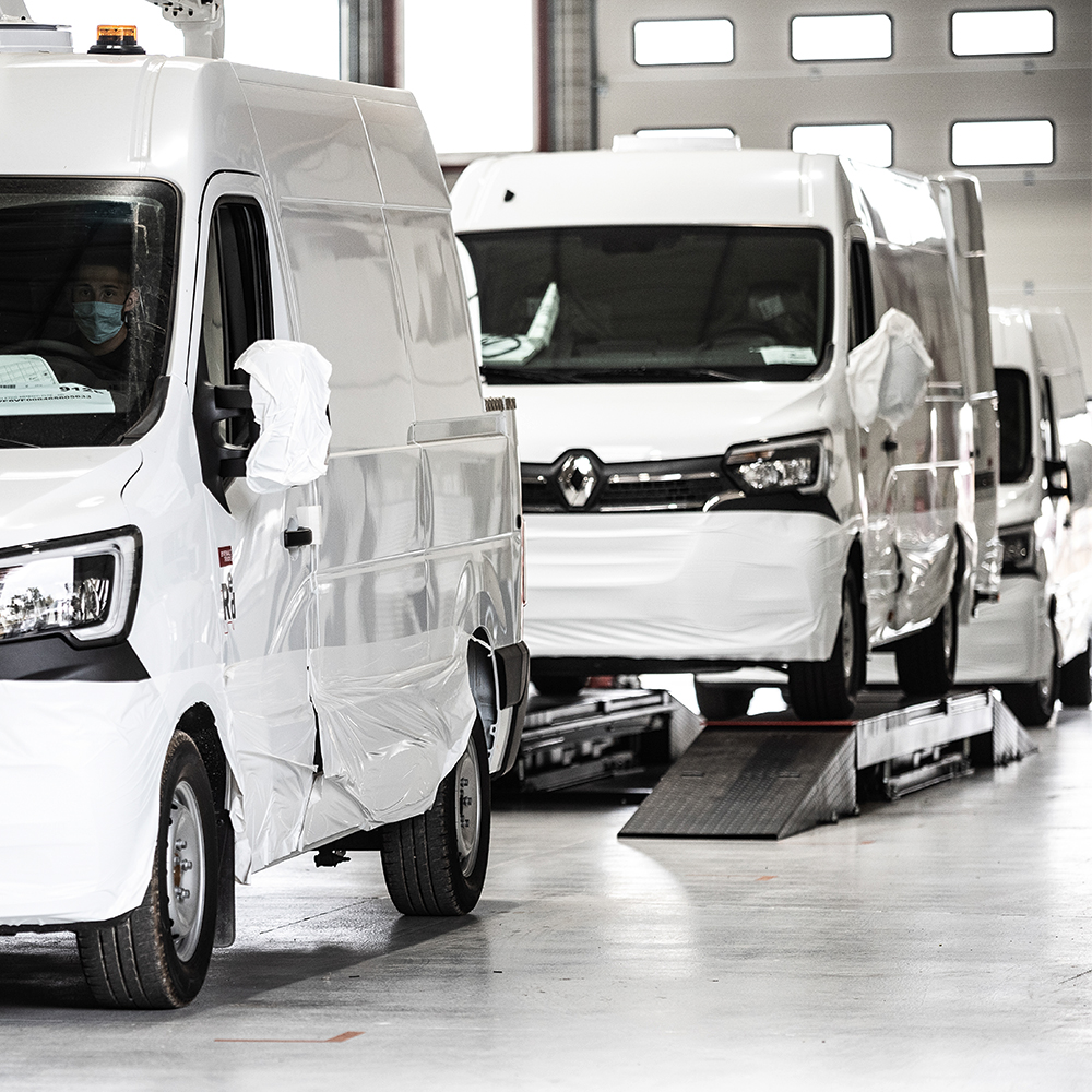 The new production line for 12m vans