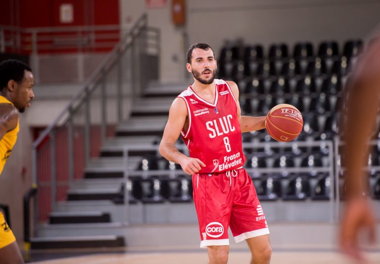 Labanca, joueur du SLUC NANCY BASKET, sponsorisé par France Élévateur